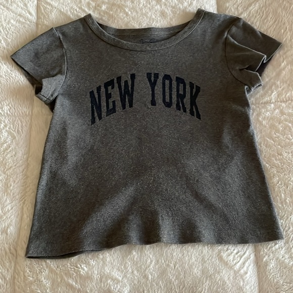 Brandy Melville Tops - Grey Brandy Melville New York Tee